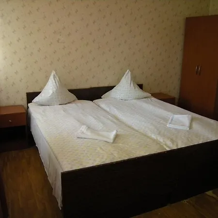 Vendégház Miraza *