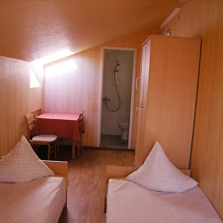 Vendégház Miraza *